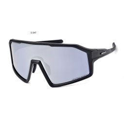 OKULARY SPORTOWE ARCTICA Z AKCESORIAMI, S-347