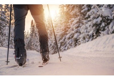 Najważniejsze cechy nart biegowych